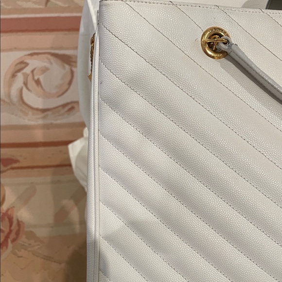 Yve saint Laurent white tote caviar - Picture 11 of 16